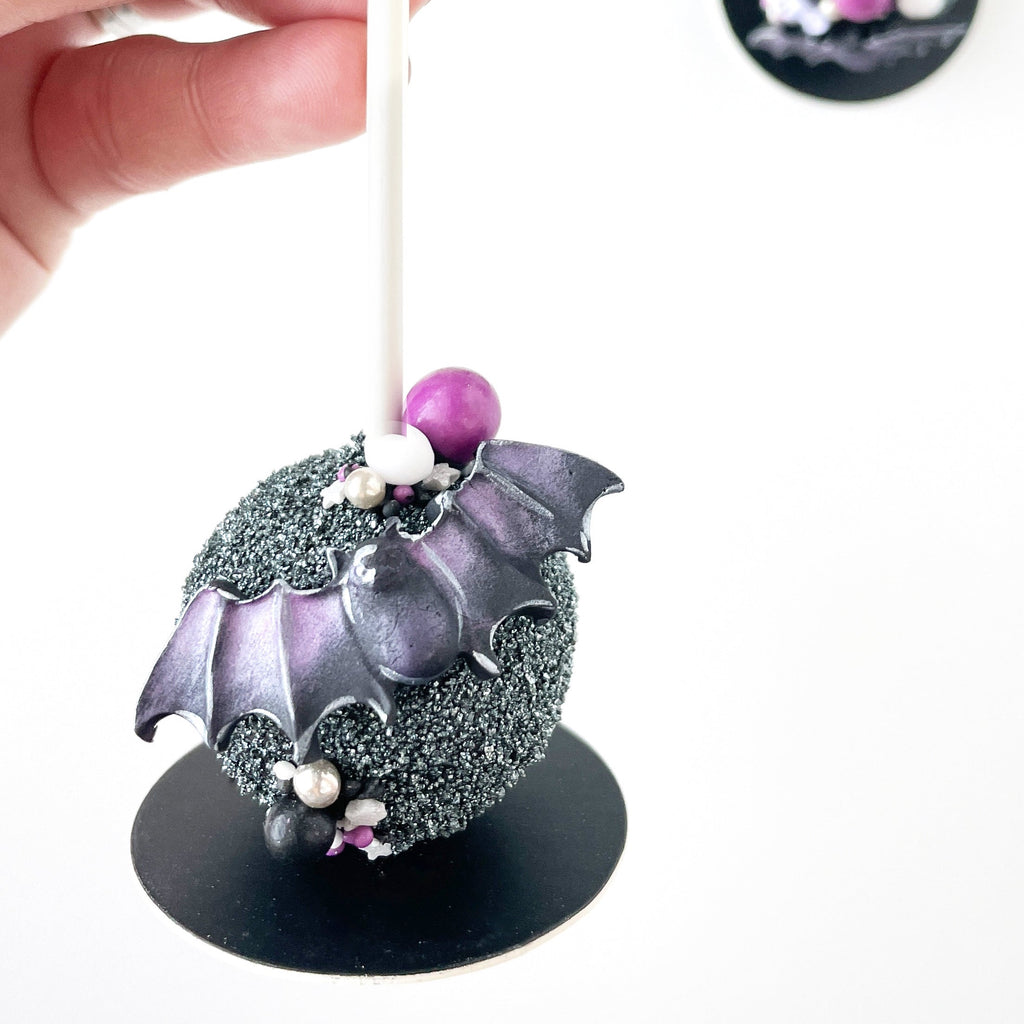 Bats w. Wings (2 Cavity)