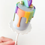 Tablas para cake pops, borde festoneado (50 piezas), color blanco