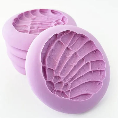 Round Conchita