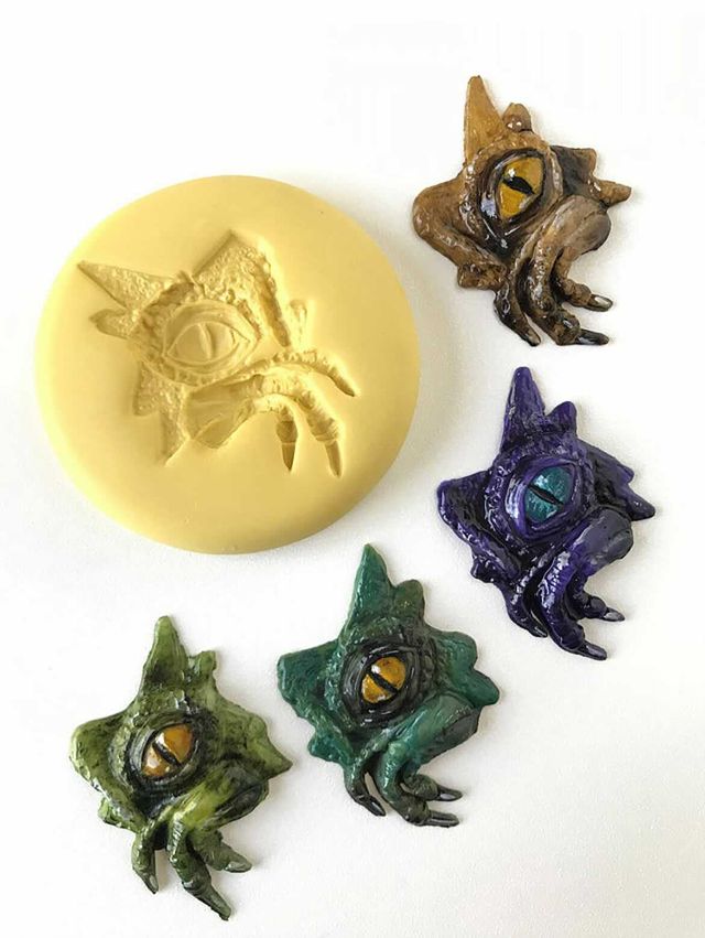 Dinosaur Eye and Hand