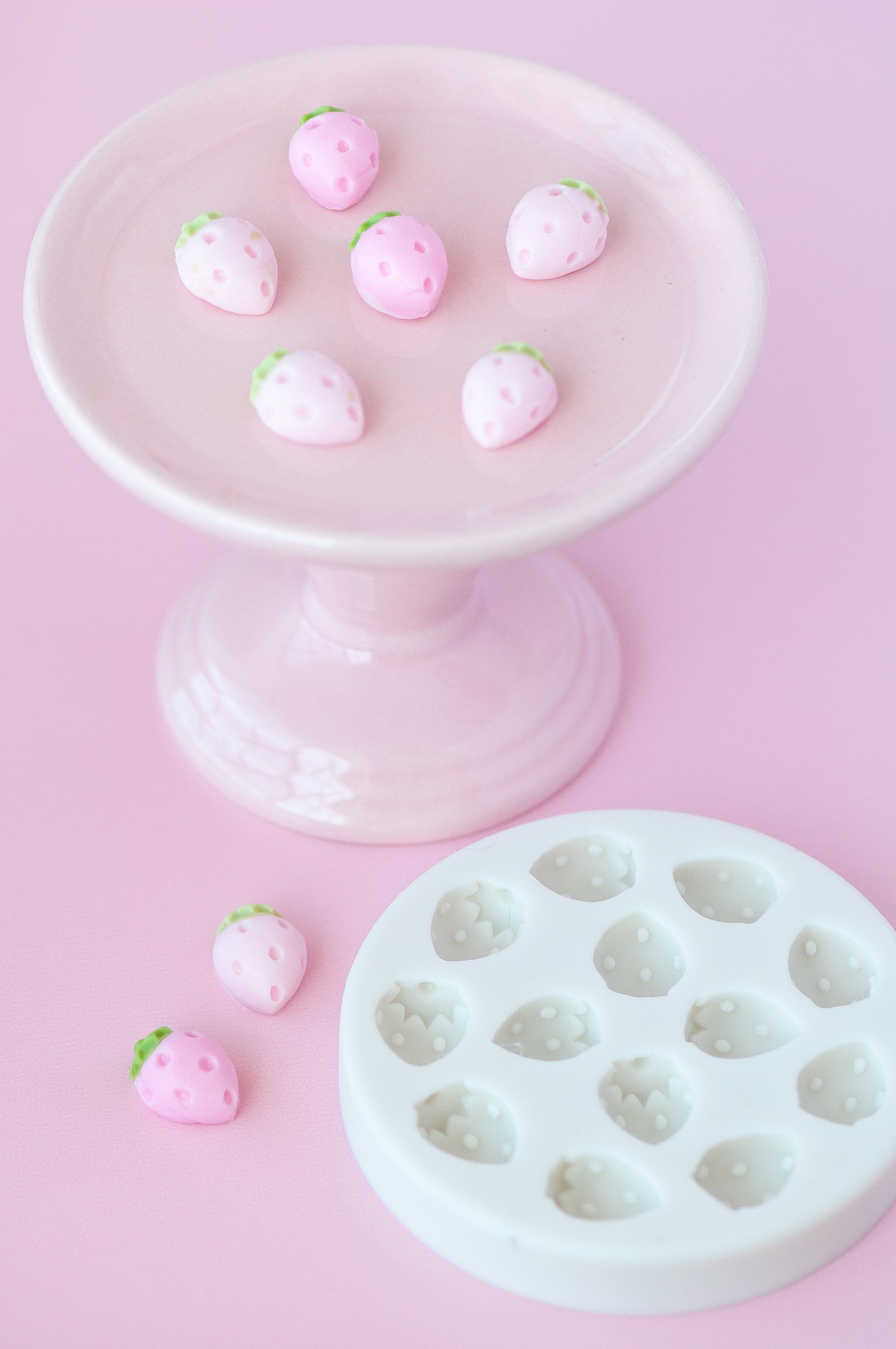 Strawberry Mold (13 Cavity)