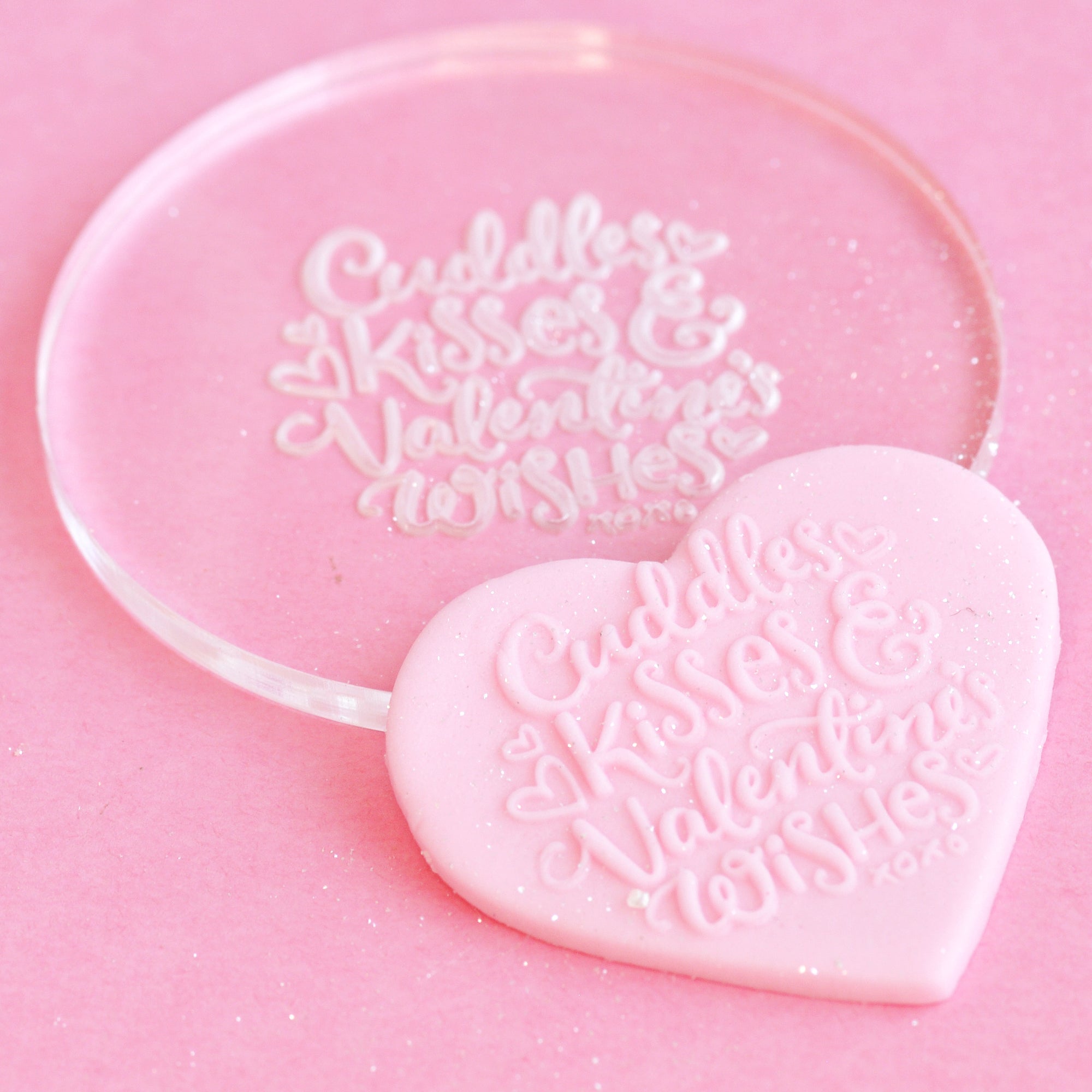 Pop Up Message, Cuddles, Kisses & Valentine Wishes