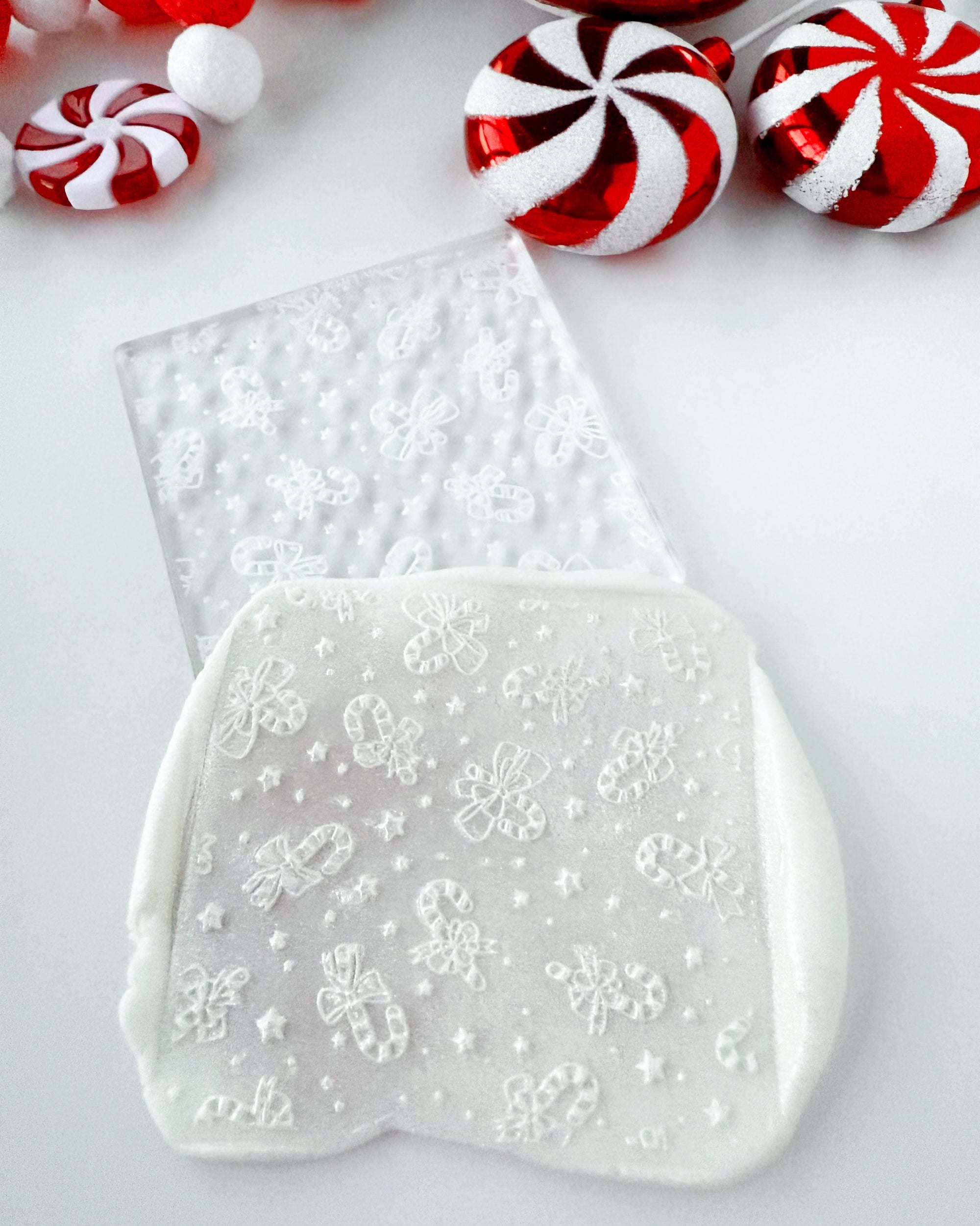 Patterned Pop-Up Tile, Candy Cane Lane