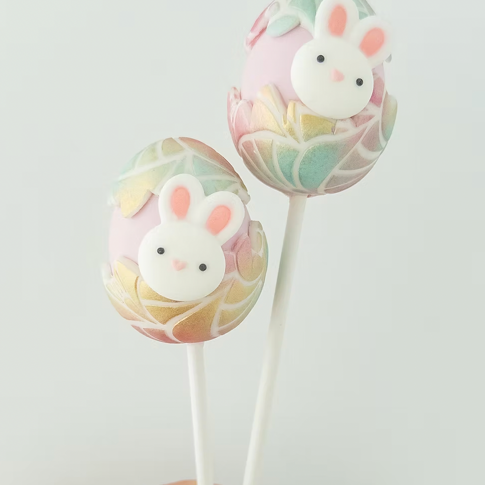 Cracked Egg Shell Cutters