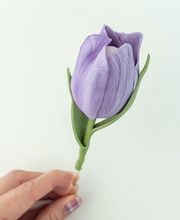 Load image into Gallery viewer, Tulip Veiner
