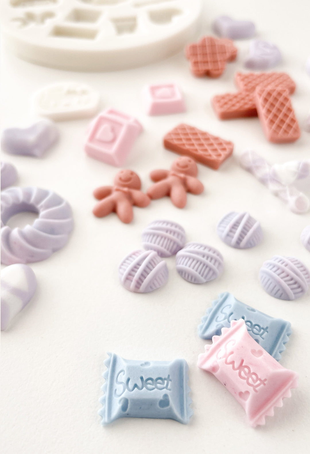 Sweet Treats Fondant Mold – 12 Cavity