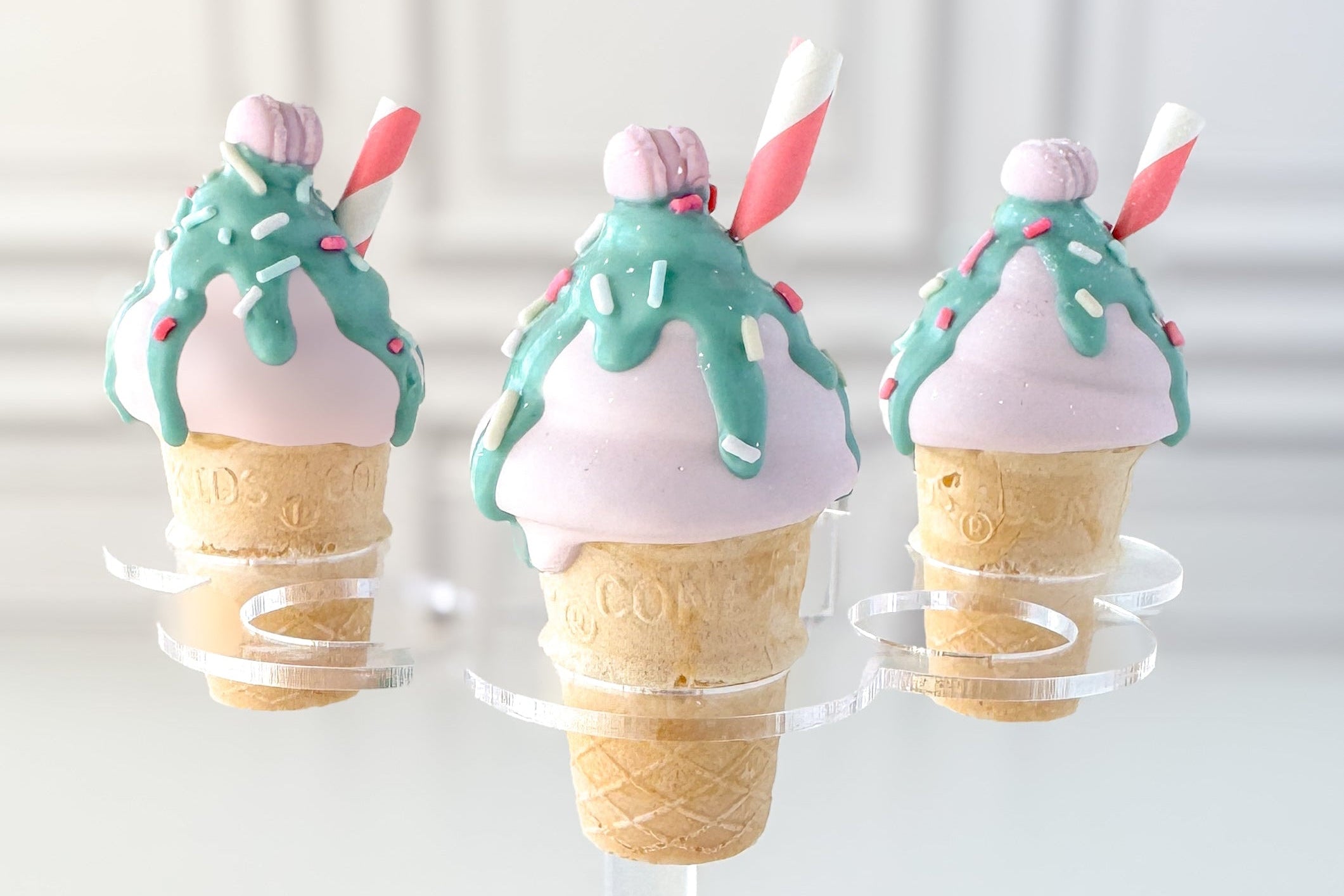  My Little Cakepop, llc