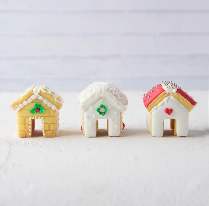 MINI MUG TOPPER GINGERBREAD HOUSE CUTTER SET(1 3/4" tall) (low inventory)