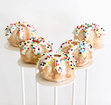 Load image into Gallery viewer, Cake Pop Boards White (50pcs)
