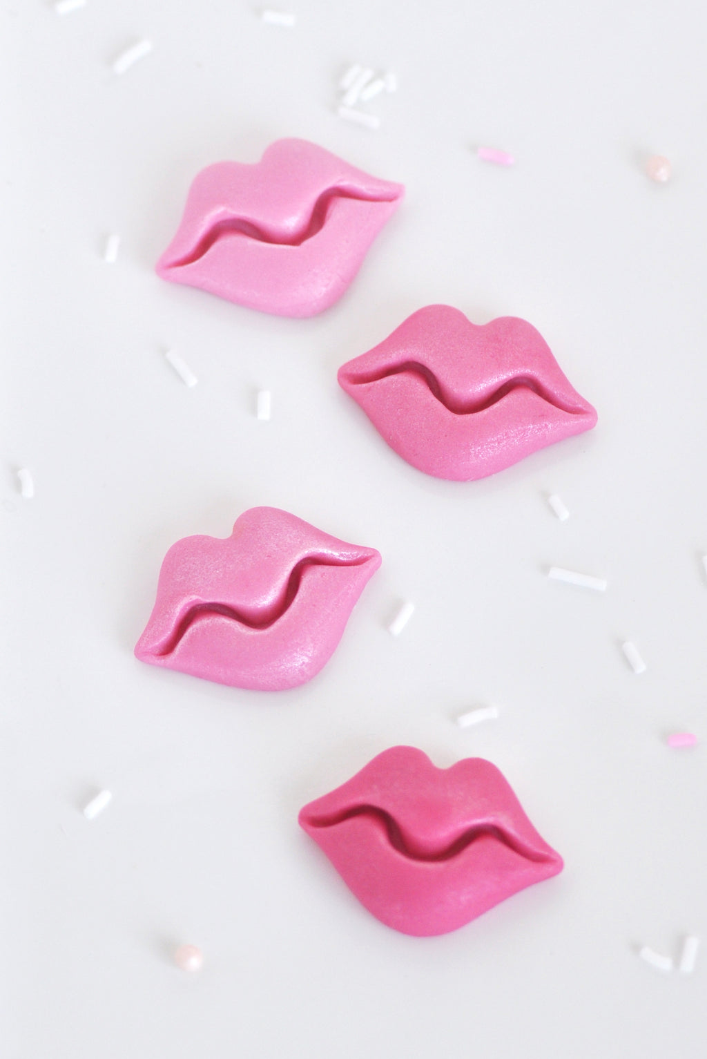 Luscious Lips (4 Cavity)