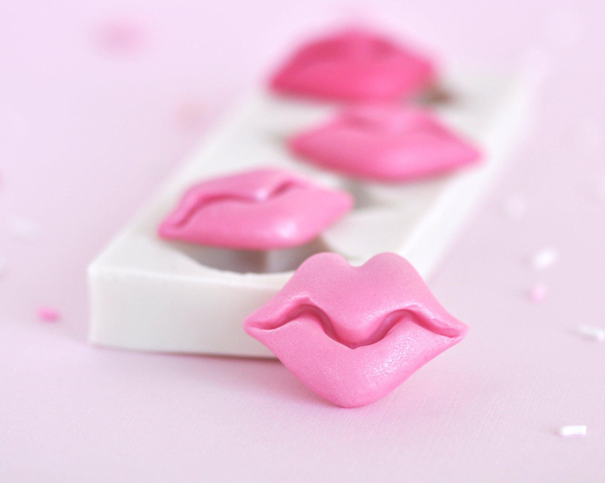 Luscious Lips (4 Cavity)