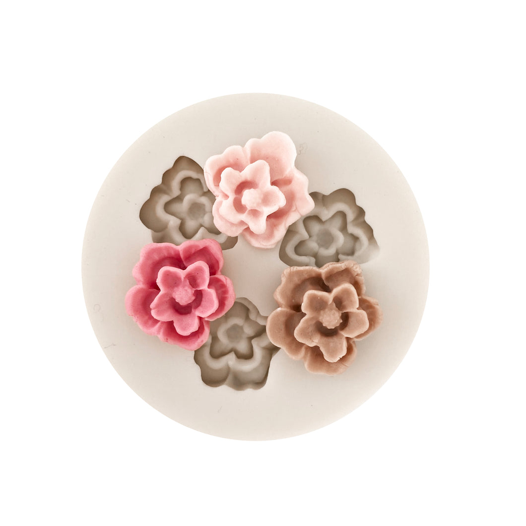 3 Cavity Ruffled Flower Mold