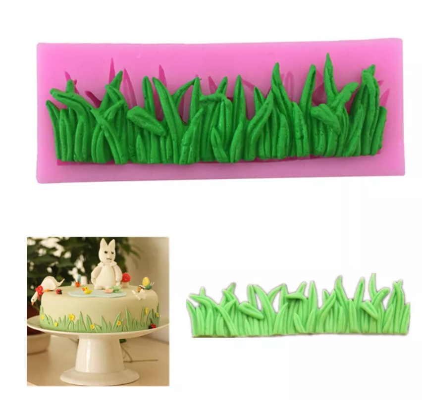 Strip of Grass Mold