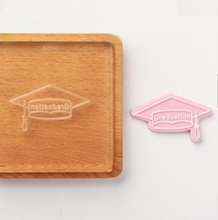 Load image into Gallery viewer, Grad Cap Embossing Tile Cookie Cutter Set
