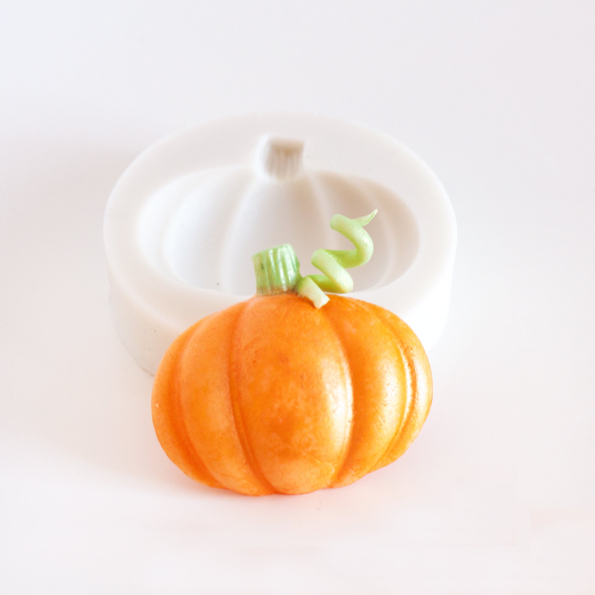 Cute Pumpkin Mold